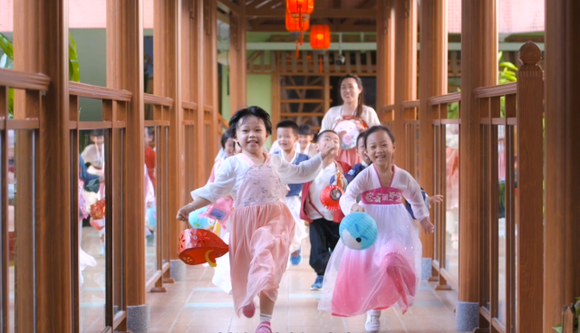协和幼儿园开展庆中秋游园活动.png